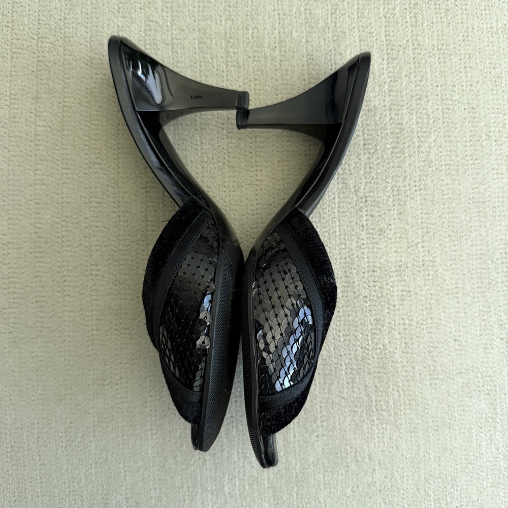 Vintage Gucci Black Open Toe Sequin Heels - Picture 4 of 7